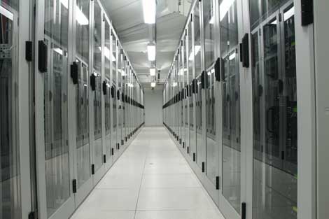 Hosting stron internetowych, konta pocztowe